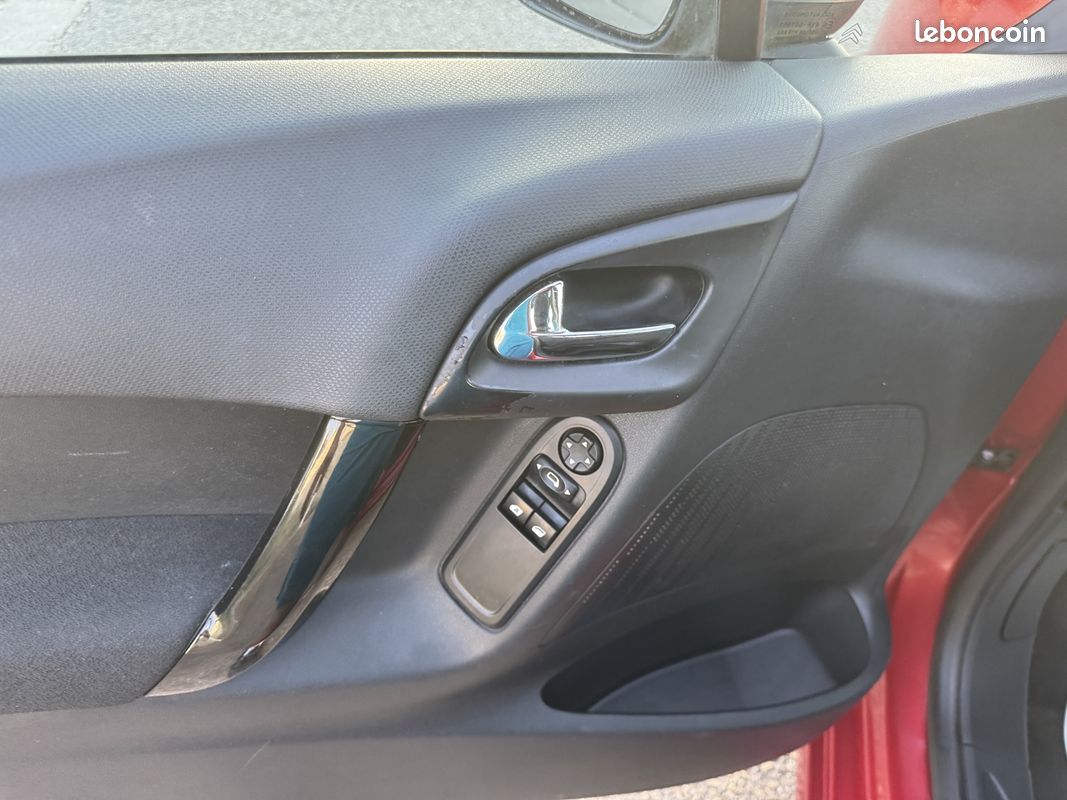 Citroen C3 1.4 HDI 70CV COLLECTION II (image 15)