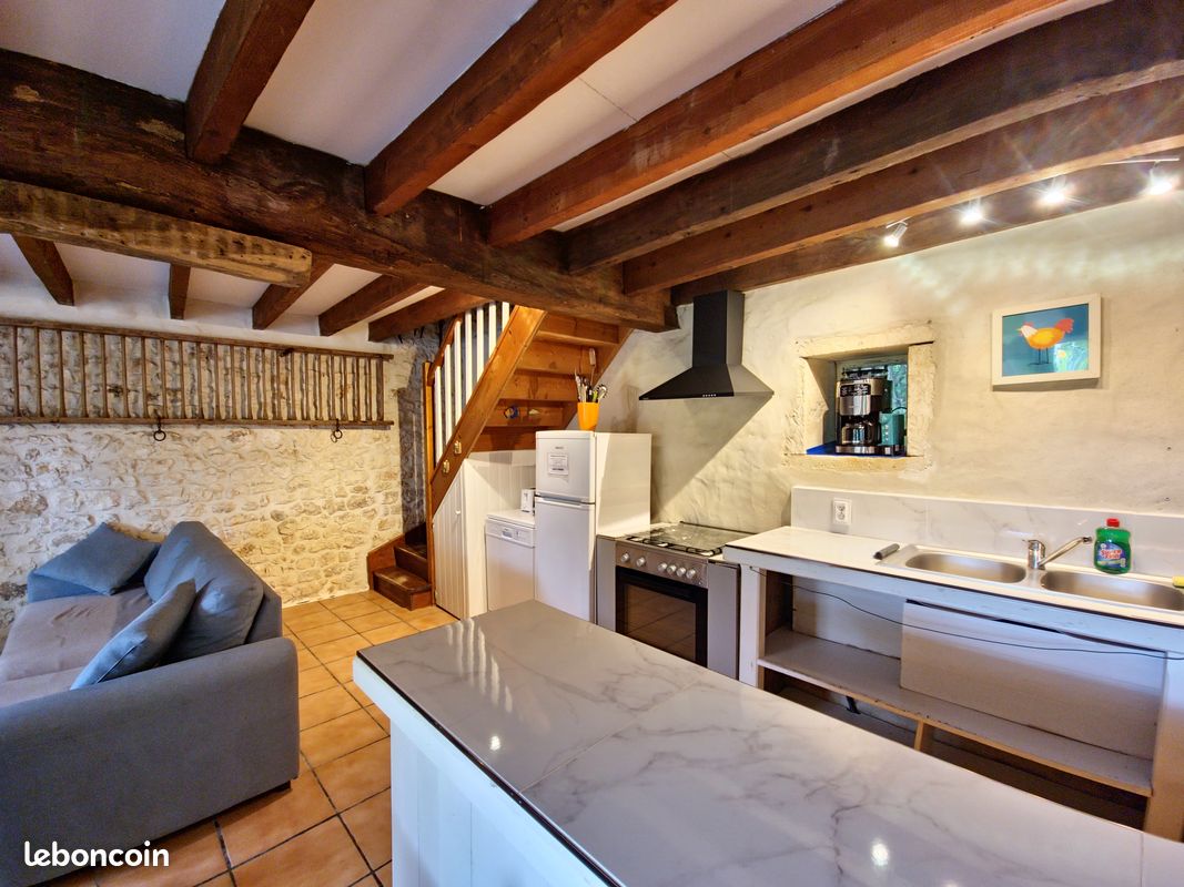 Maison 3 pièces 60 m² · à Saint-Just-Luzac · 60 m² · 750 €/mois