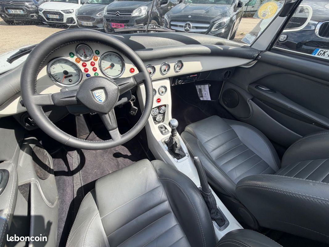 PGO SPEEDSTER CEVENNES 2.0 140CH - KILOMETRAGE D'ORIGINE - CLIMATISATION - RADIo (image 11)