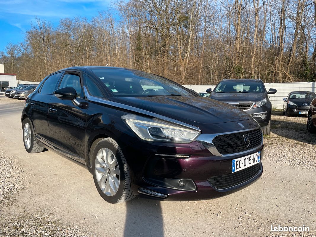 Ds ds 5 (2) 2.0hdi 200 4X4 so chic BOITE automatique (image 2)