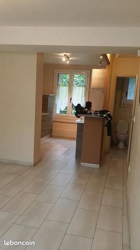Appartement 2 pièces 44 m² · à Troyes · 44 m² · 80 000 €