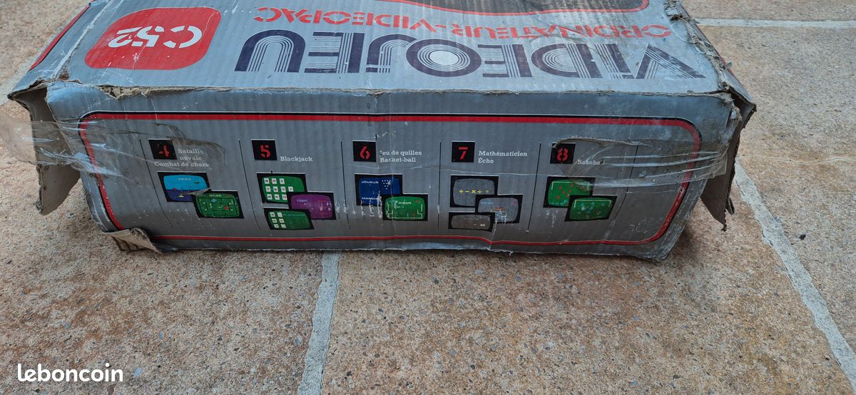 Ancienne console de jeux C52 Philips + 4 jeux - Consoles