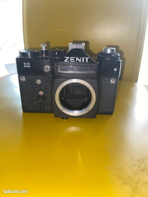Camera zenit 11 (image 2)