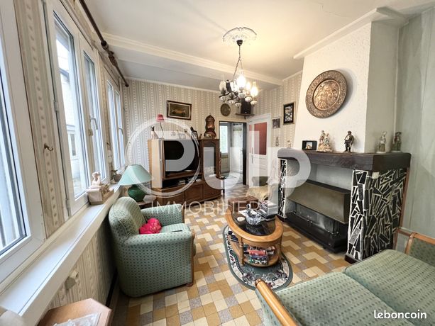Immeuble 10 pièces 130 m²