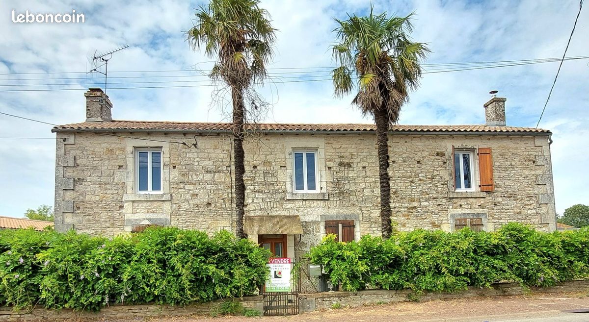 Maison 5 pièces 174 m² · à Sainte-Néomaye · 174 m² · 254 800 €