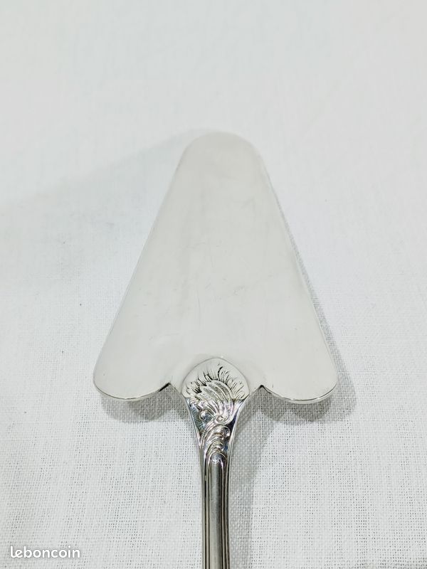 Ménagère christofle perle dans couverts pour la cuisine