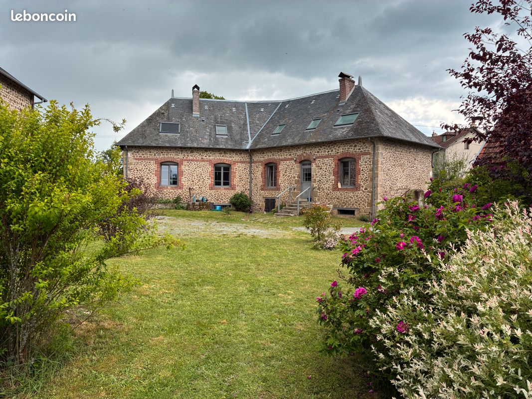 Maison 5 pièces 200 m² · à Vallière · 200 m² · 365 000 €