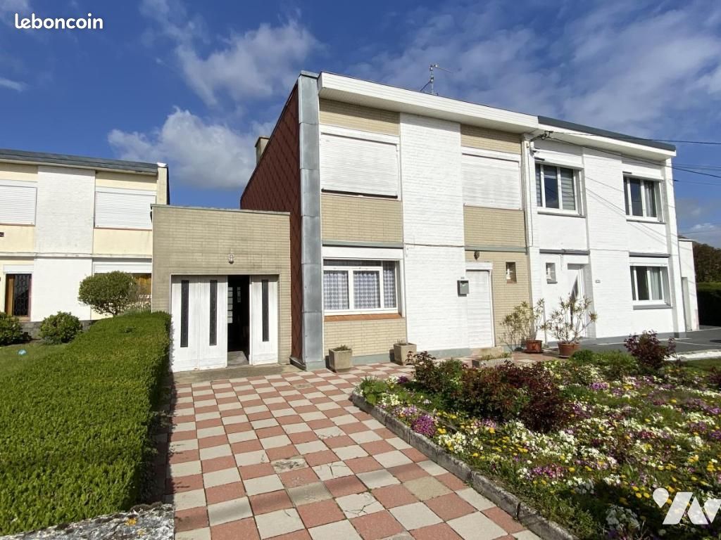 Maison 5 pièces 87 m² · à Lécluse · 87 m² · 97 000 €