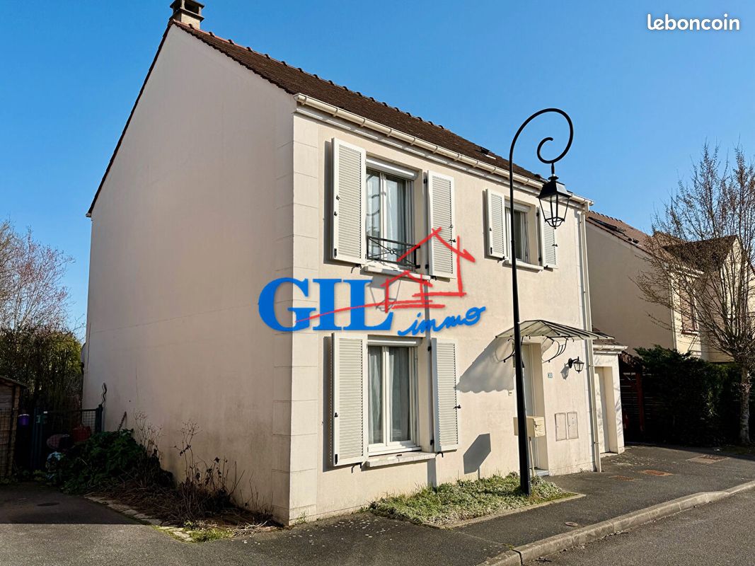 Maison 6 pièces 99 m² · à Savigny-le-Temple · 99 m² · 299 000 €