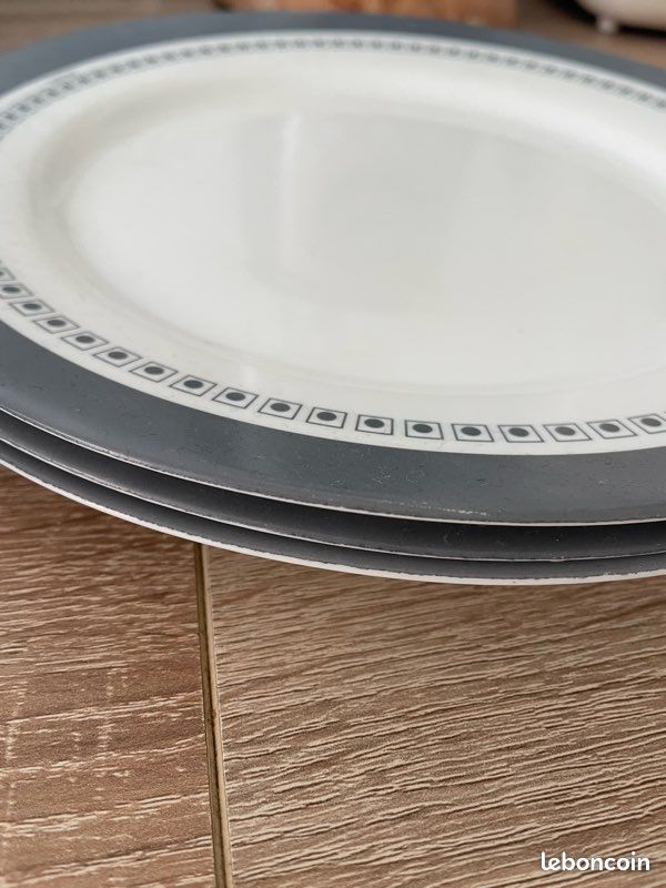 Lot assiettes grises (image 6)