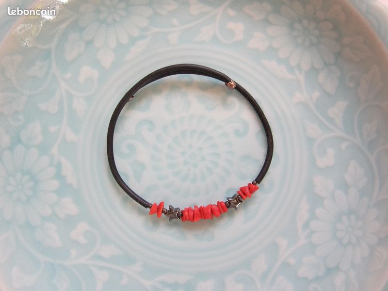 Bracelet Corail Rouge - Bijou Ethnique Occasion - Monté Sur élastique - Pour Poignet Moyen