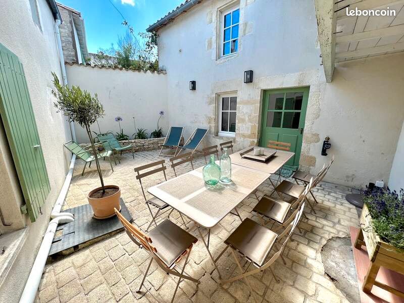 Maison 6 pièces 97 m² · à La Flotte · 97 m² · 946 700 €