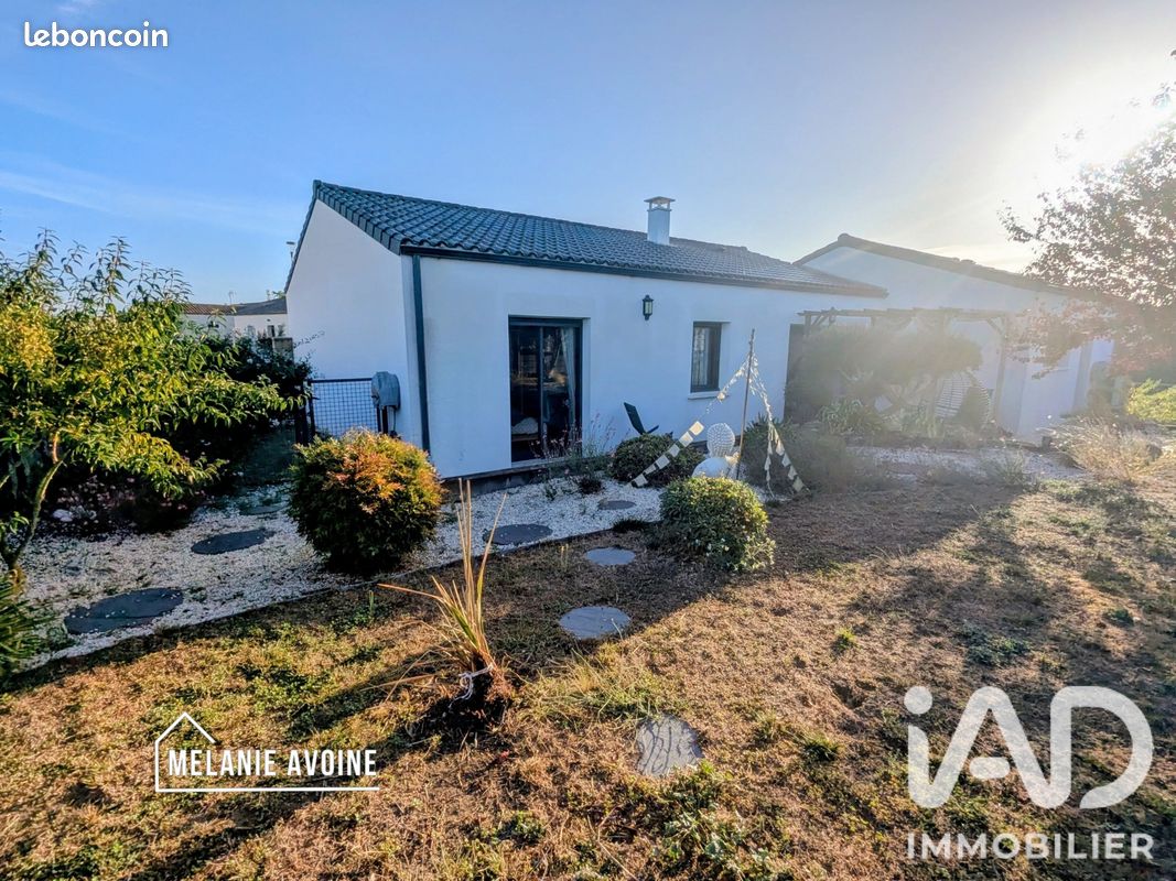 Maison 5 pièces 118 m² · à Ciré-d'Aunis · 118 m² · 328 000 €