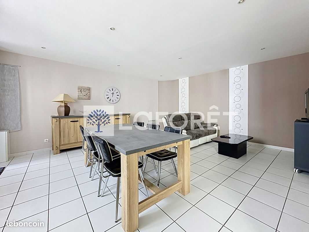 Maison 2 pièces 55 m² · à Moncoutant-sur-Sèvre · 55 m² · 560 €/mois