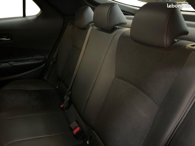 Toyota C-HR 2.0 Hybride 200ch GR Sport Premiere AWD-i NG23 (image 14)
