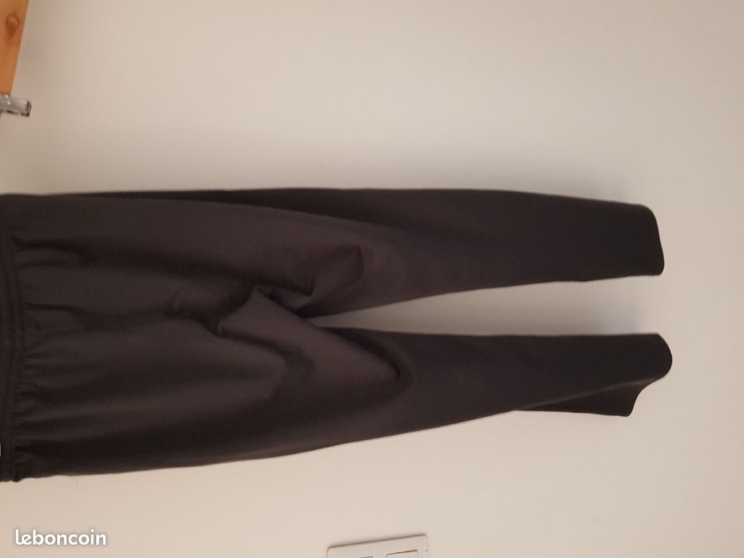 Pantalon survêtement taille 14 ans (image 2)