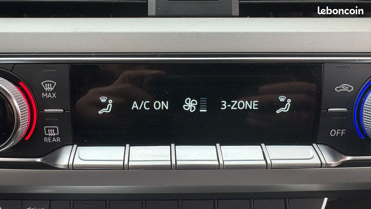 Audi A4 AVANT DESIGN 2.0 TDI 150 CV - GARANTIE 12 MOIS (image 25)