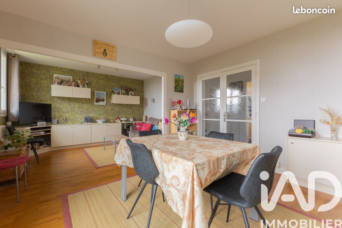 Appartement 3 pièces 69 m² · à La Ravoire · 69 m² · 220 000 €