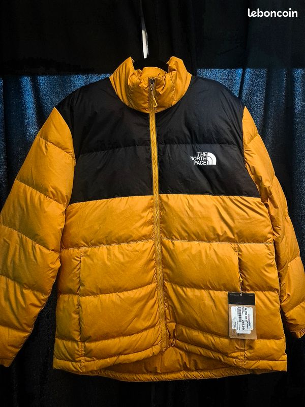 Doudoune The North Face 550 New Combal Down Vêtements
