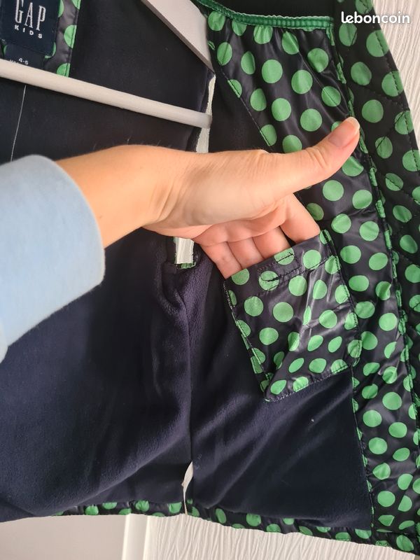 Gilet chaud. Veste sans manches. Neuf avec étiquette. GAP. 4-5ans (image 6)