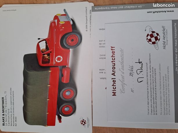 Aroutcheff Moulinsart Tintin - Camion de policiers Amérique (bois