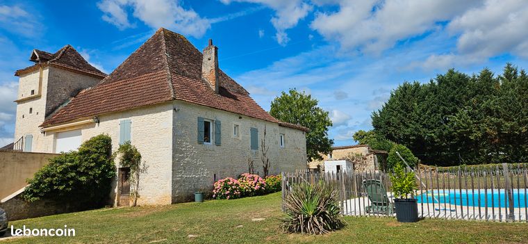 Propriété maison pierre + gîte
