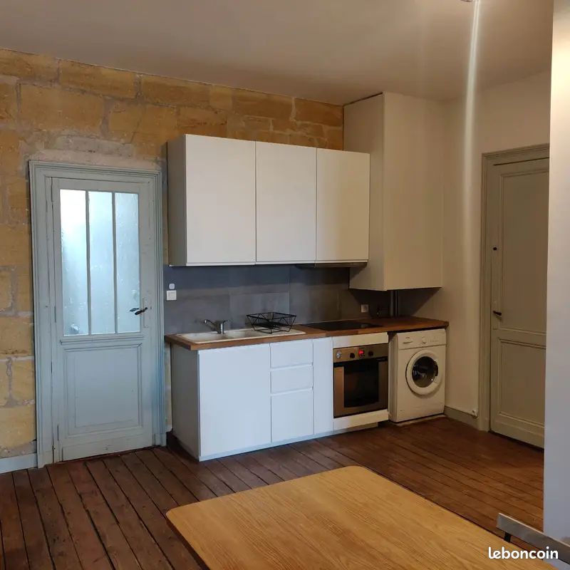 Appartement 2 pièces 52 m² · à Bordeaux · 52 m² · 930 €/mois