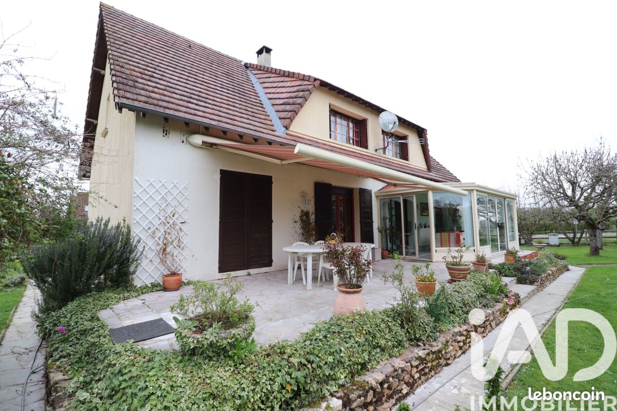 Maison 9 pièces 193 m² · à Héricy · 193 m² · 420 000 €
