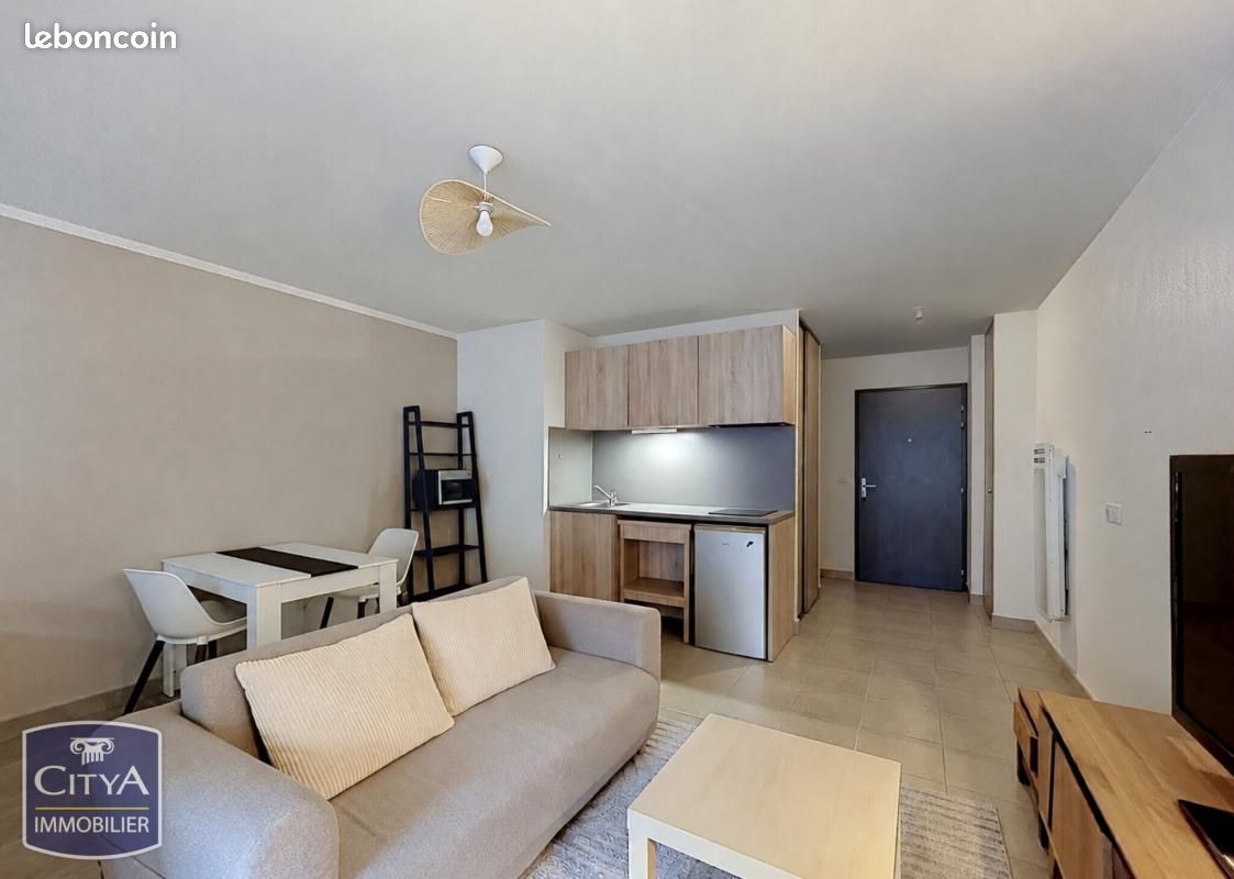 Appartement 1 pièce 33 m² · à Nîmes · 33 m² · 82 500 €