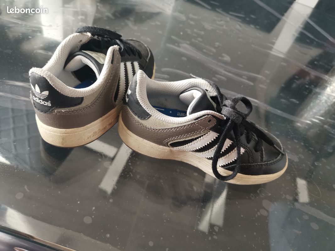 Basket adidas (image 1)
