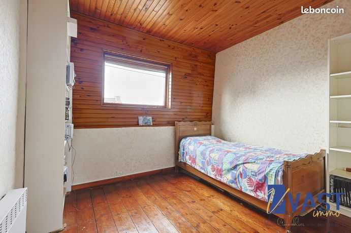 Maison 6 pièces 121 m² — 24