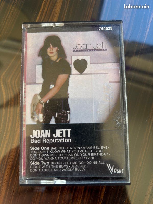 Cassette k7 joan jett bad réputation (image 1)