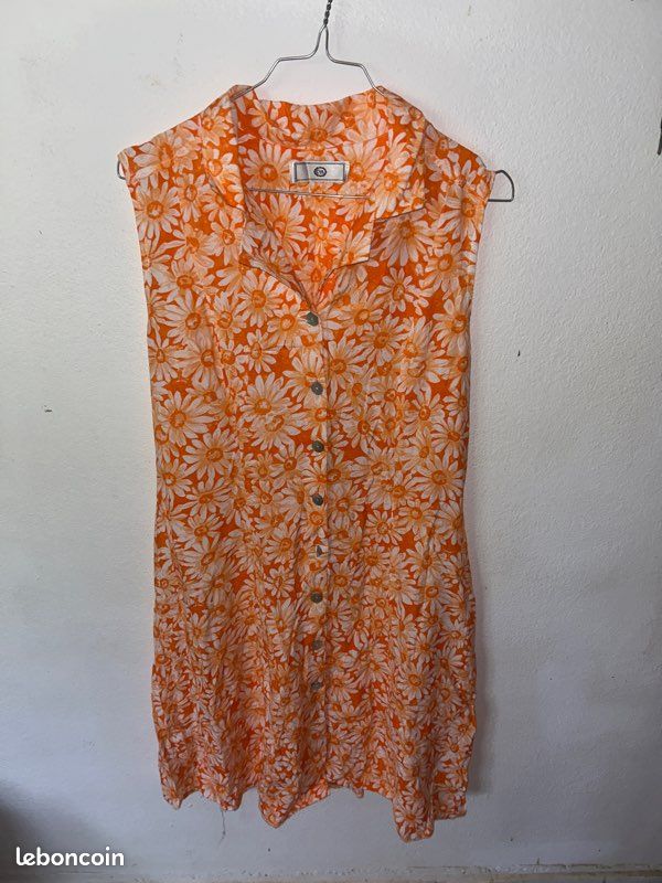 Robe (image 1)