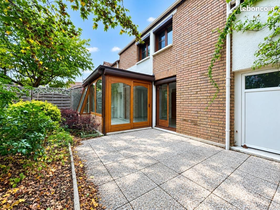 Maison 5 pièces 90 m² · à Saint-Michel-sur-Orge · 90 m² · 310 000 €