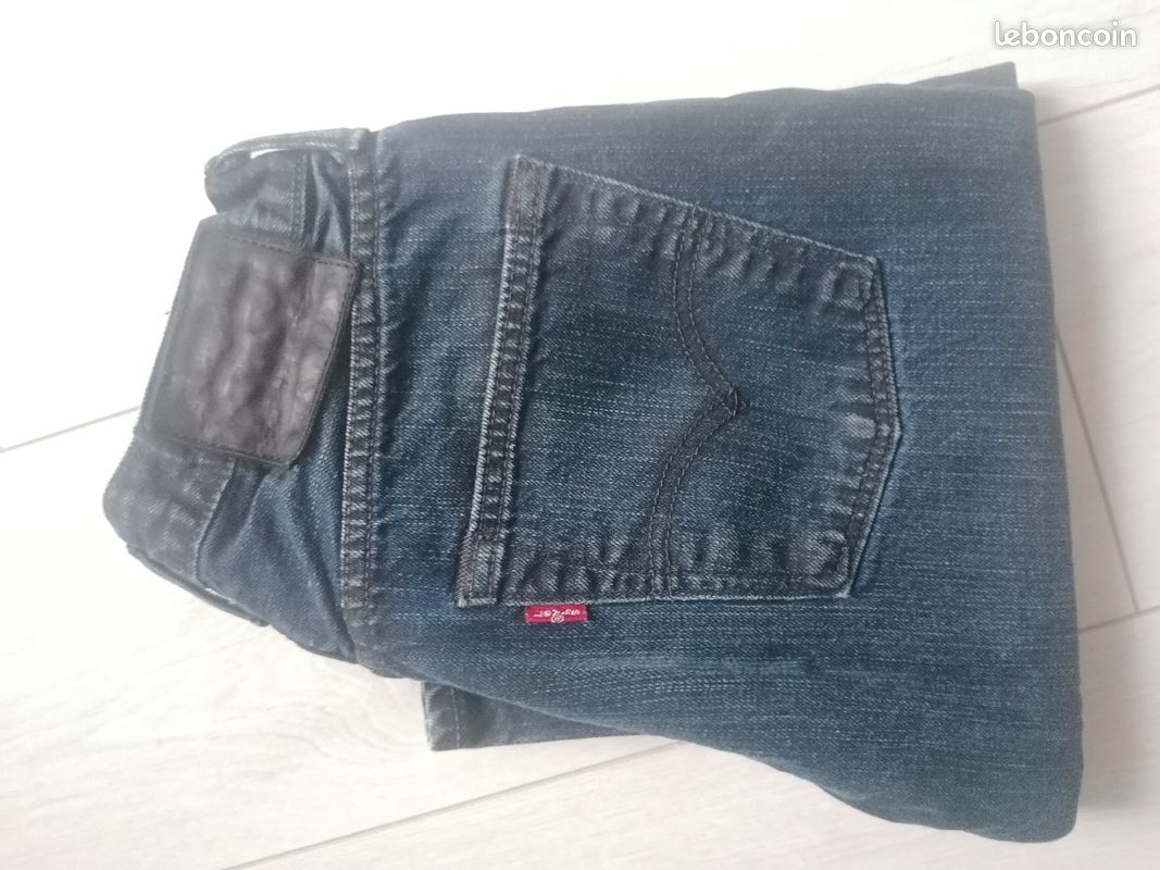 Jean levis 501 (image 1)