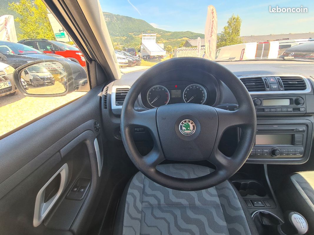 SKODA Fabia Break - 1.2 Style Edition 70ch essence (image 18)