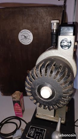 moteur pour projecteur 16 mm debrie