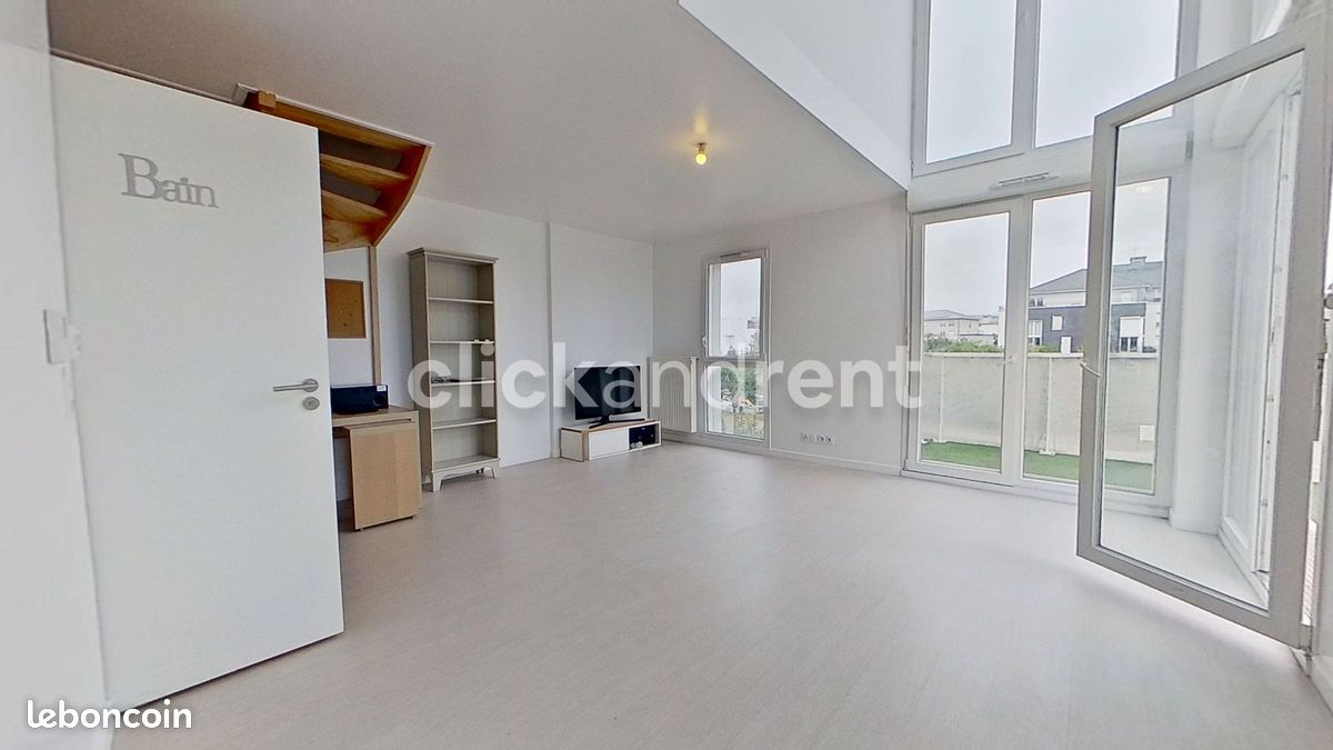 Appartement 3 pièces 38 m² · à Villeneuve-le-Roi · 38 m² · 1 350 €/mois