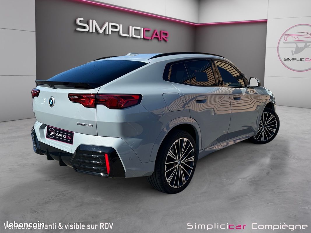 BMW X2 F39 PACK M xDrive 220 ch - PREMIERE MAIN - FULL - FAIBLE KM - (image 11)