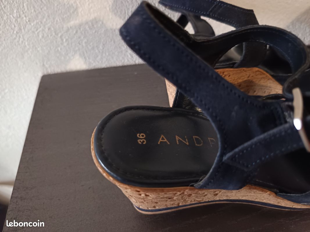 Escarpin cuir bleu marine (image 3)