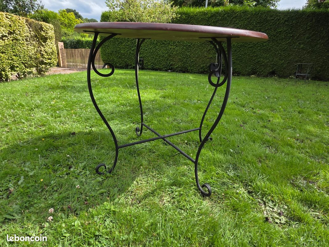 Table ronde (image 3)