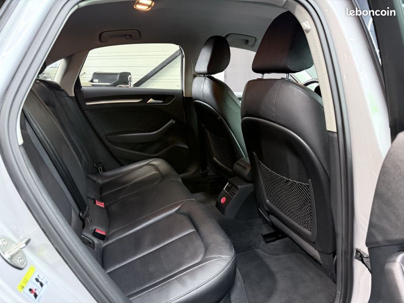 Audi A3 BERLINE 1.6 TDI 105CH FAP AMBITION (image 15)