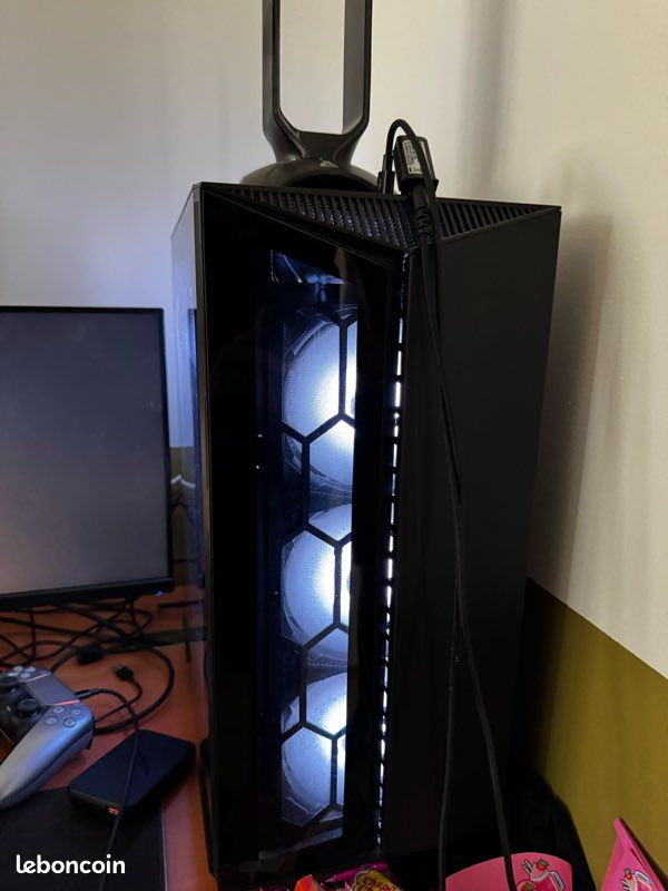 PC Gamer RTX 2060 Super Ryzen 2700X 16Go RAM 1To NVMe