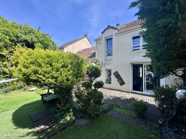 Maison 5 pièces 85 m² · à Évry-Courcouronnes · 85 m² · 280 000 €