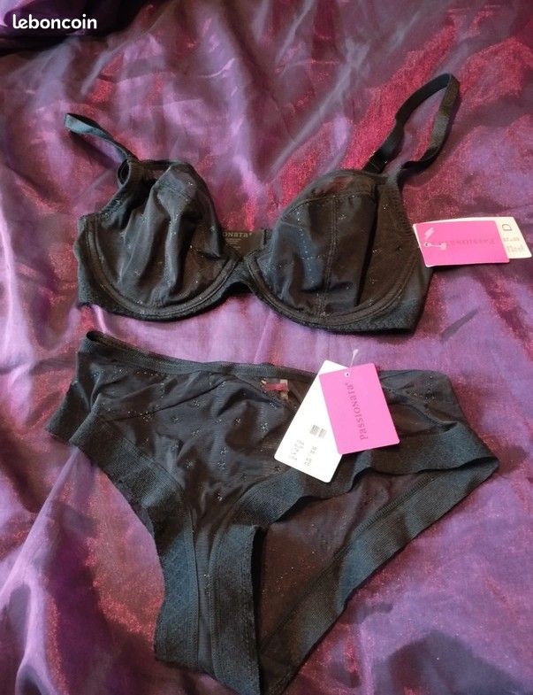 Soutien-gorge Balconnet 85D - Violet - Avec Armatures - Neuf Avec étiquettes
