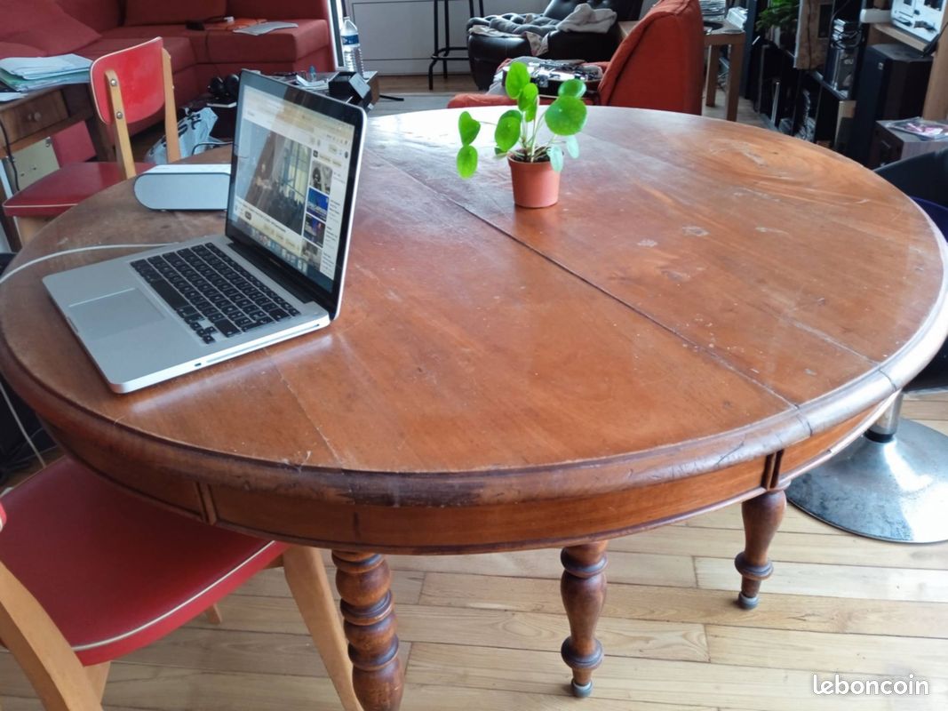 Table ronde (image 1)