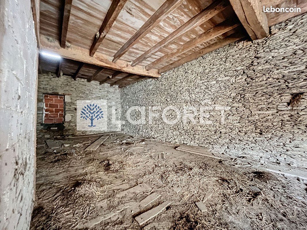 Maison 4 pièces 150 m² - Secondigny 79130 (image principale 4)