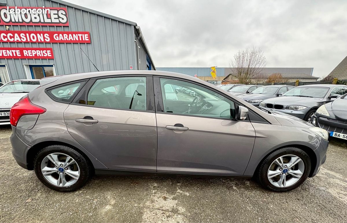 Ford focus (image 6)