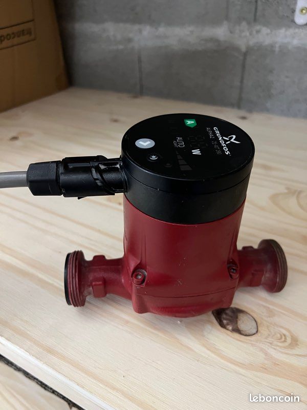 Circulateur GRUNDFOS ALPHA 2 25-40/180 (image 2)