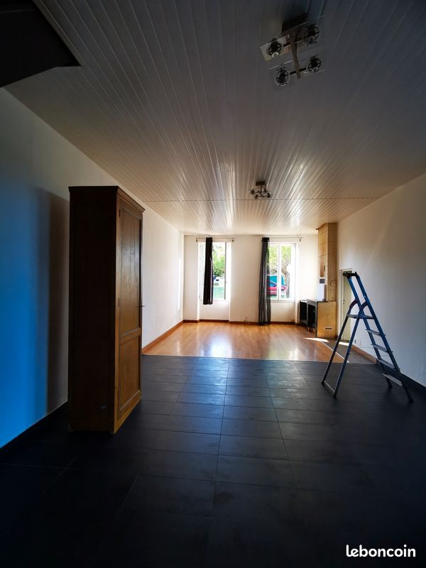 Maison 4 pièces 85 m² · à Saint-Estèphe · 85 m² · 630 €